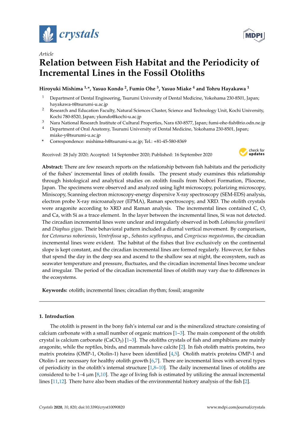 Relation Between Fish Habitat and the Periodicity of Incremental Lines in the Fossil Otoliths