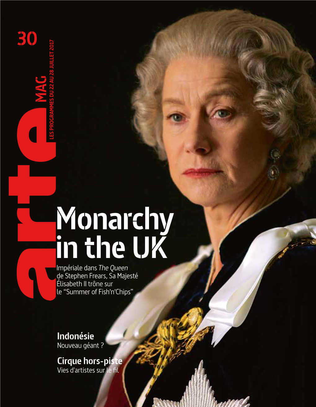 Monarchy in the UK Impériale Dans the Queen De Stephen Frears, Sa Majesté Élisabeth II Trône Sur Le “Summer of Fish’N’Chips”