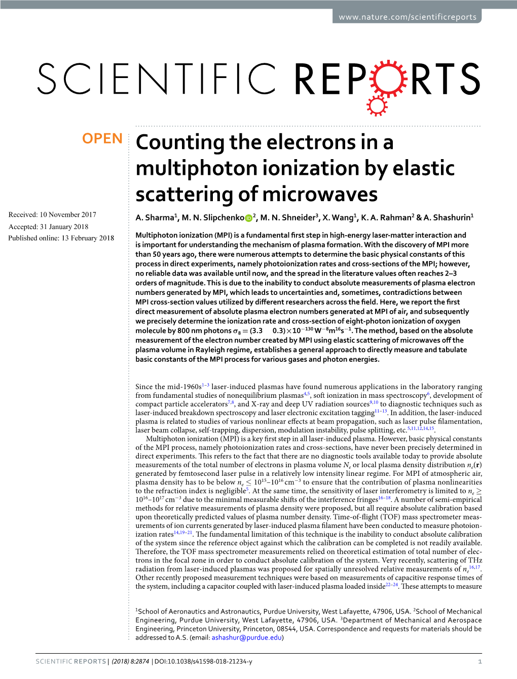 Counting the Electrons in a Multiphoton Ionization by Elastic Scattering of Microwaves Received: 10 November 2017 A