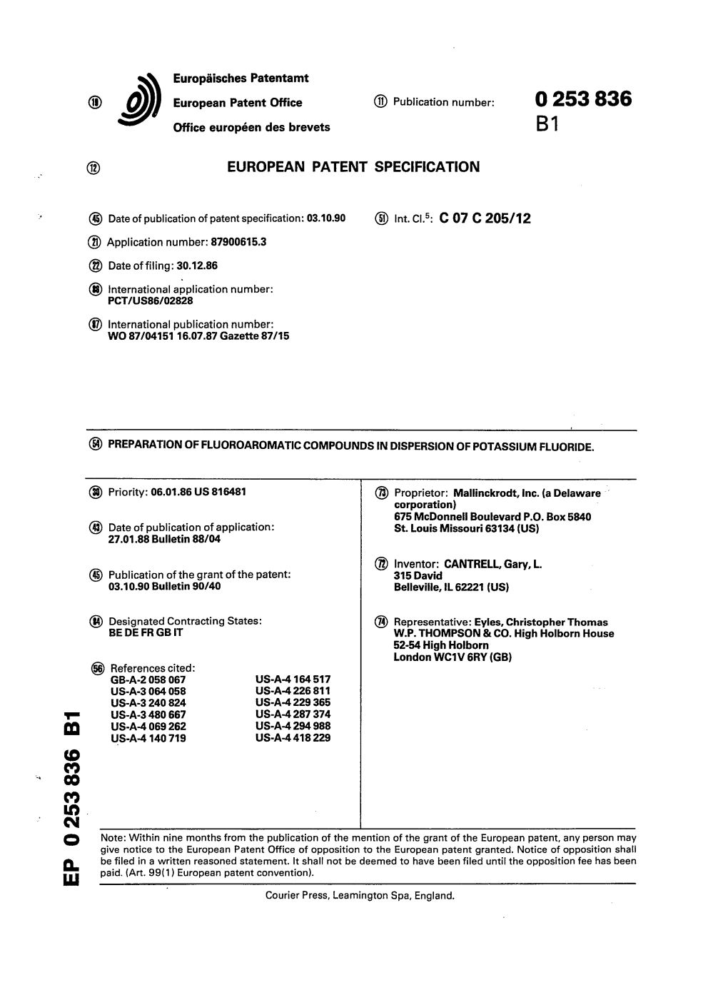 Preparation of Fluoroaromatic Compounds in Dispersion of Potassium Fluoride