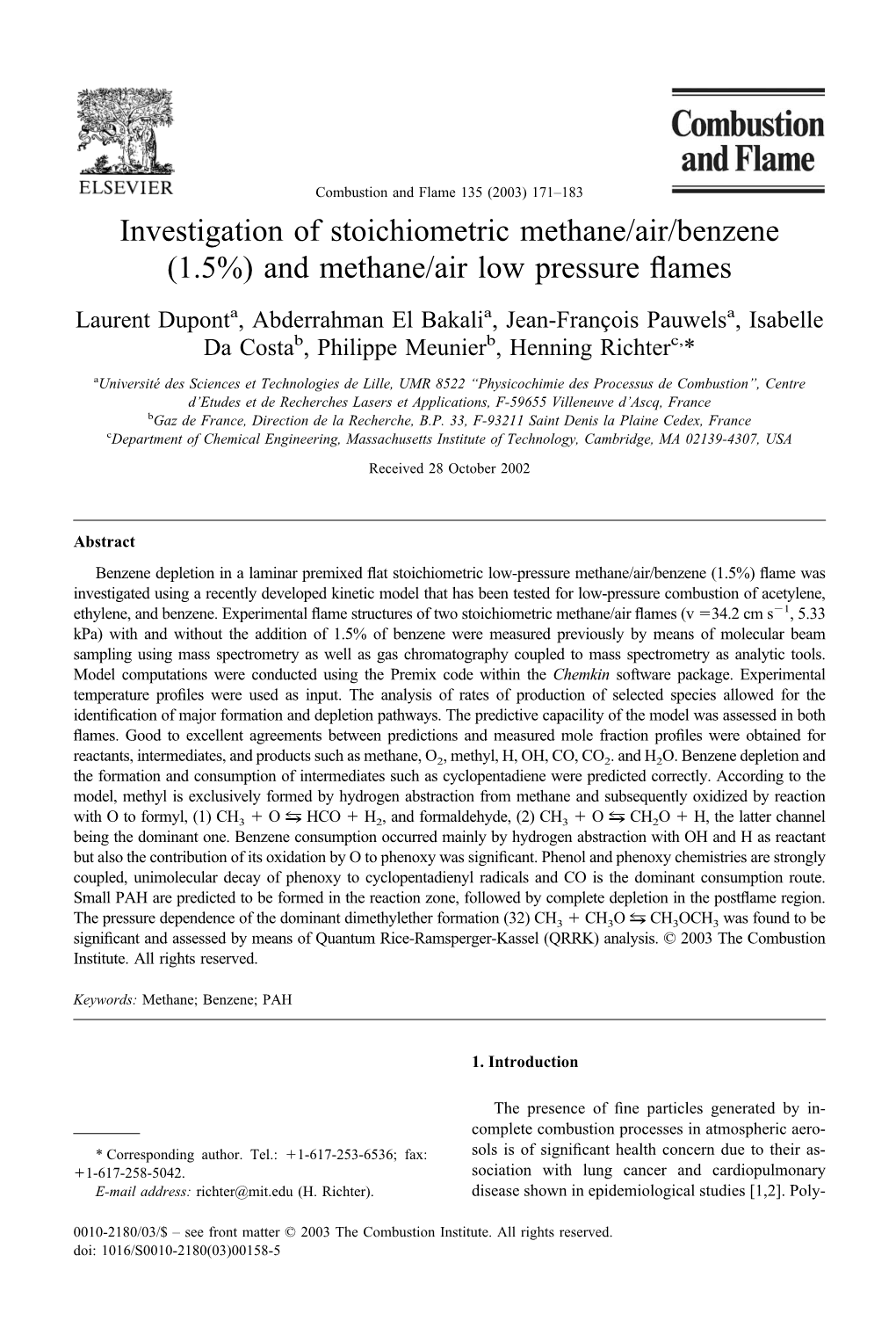 Investigation of Stoichiometric Methane/Air/Benzene (1.5%) and Methane/Air Low Pressure ﬂames