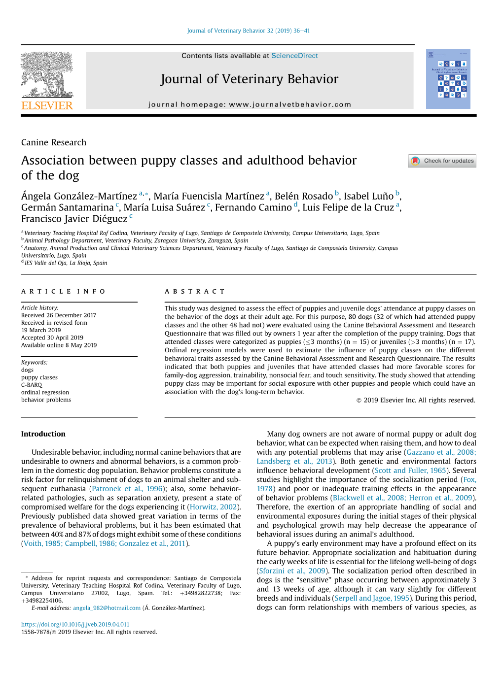 Association Between Puppy Classes and Adulthood Behavior of the Dog