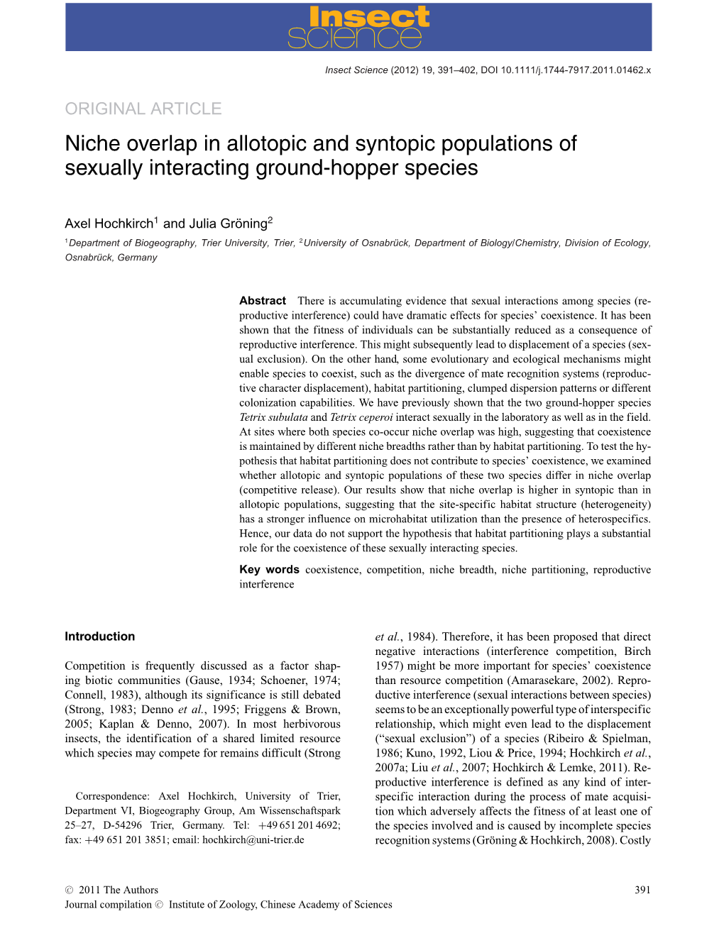 Niche Overlap in Allotopic and Syntopic Populations of Sexually Interacting Ground-Hopper Species