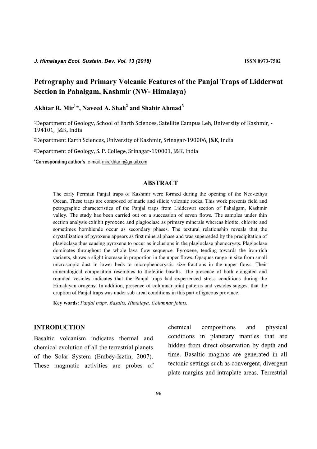 Petrography and Primary Volcanic Features of the Panjal Traps of Lidderwat Section in Pahalgam, Kashmir (NW- Himalaya)