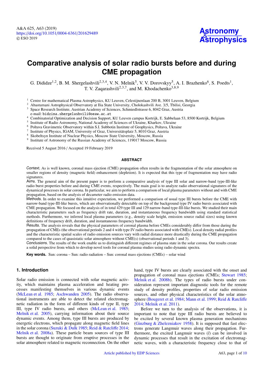 Comparative Analysis of Solar Radio Bursts Before and During CME Propagation