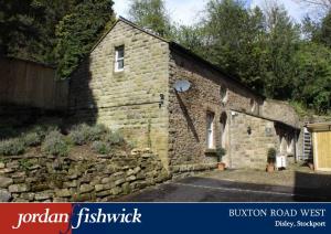 BUXTON ROAD WEST Disley, Stockport the Coach House, 18C Buxton Road West, Disley, Stockport, Cheshire SK12 2AE £425,000