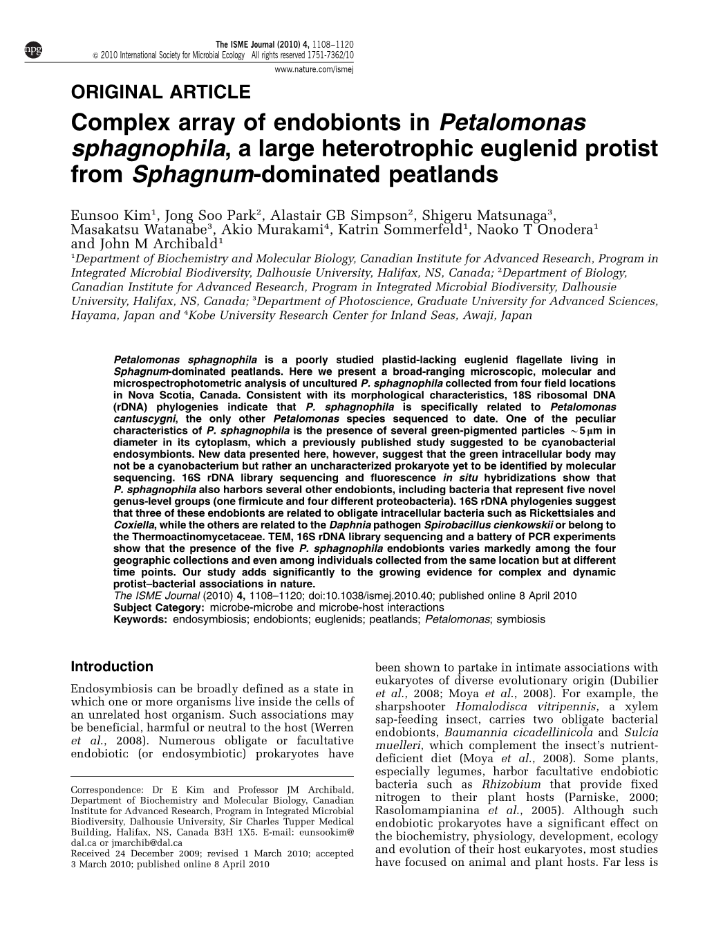 Complex Array of Endobionts in Petalomonas Sphagnophila, a Large Heterotrophic Euglenid Protist from Sphagnum-Dominated Peatlands