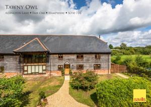 Tawny Owl Allington Lane • Fair Oak • Hampshire • SO50 7DE