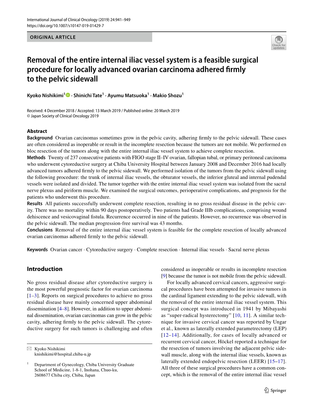 Removal of the Entire Internal Iliac Vessel System Is a Feasible Surgical Procedure for Locally Advanced Ovarian Carcinoma Adhered Firmly to the Pelvic Sidewall