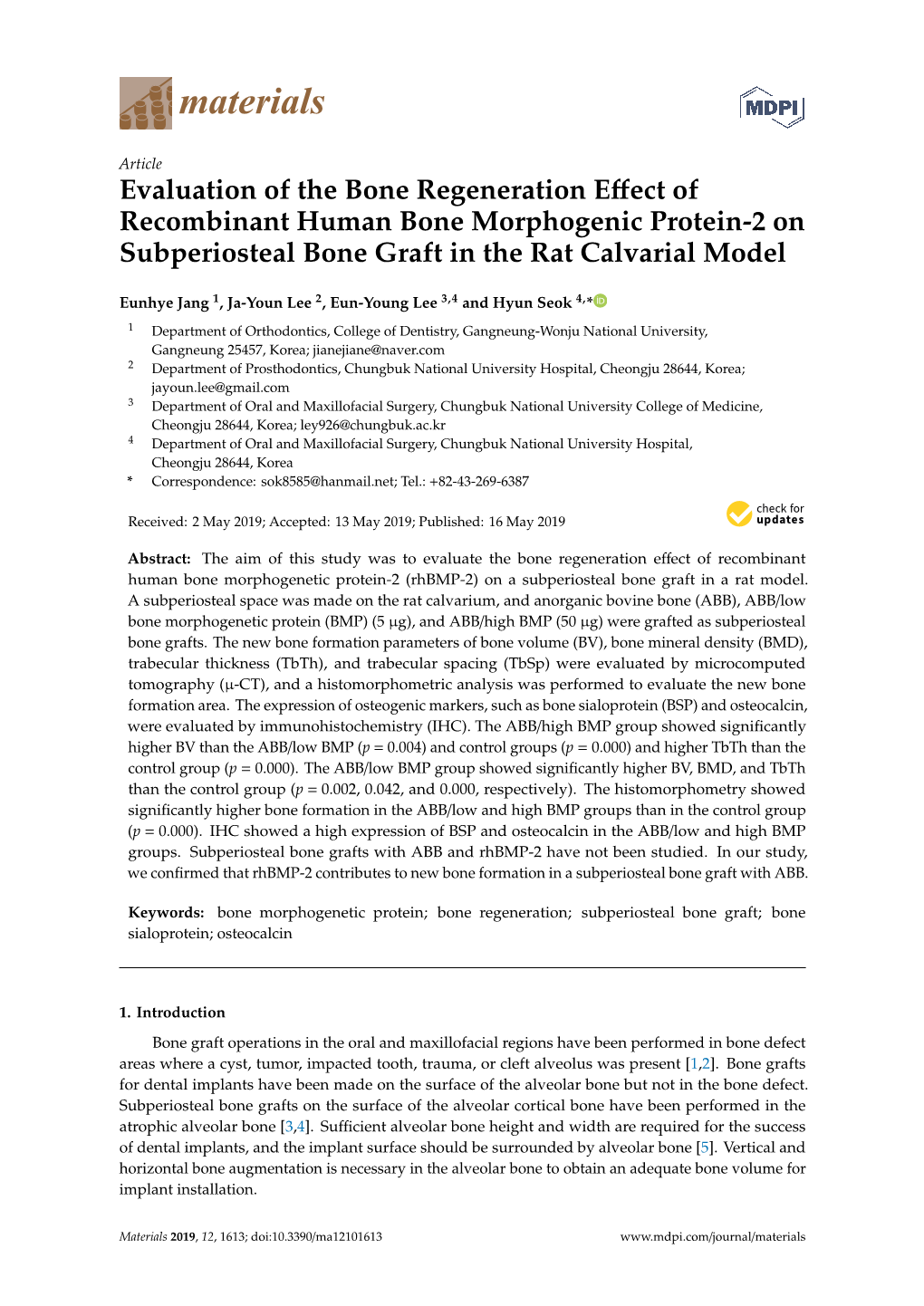 Evaluation of the Bone Regeneration Effect of Recombinant Human Bone