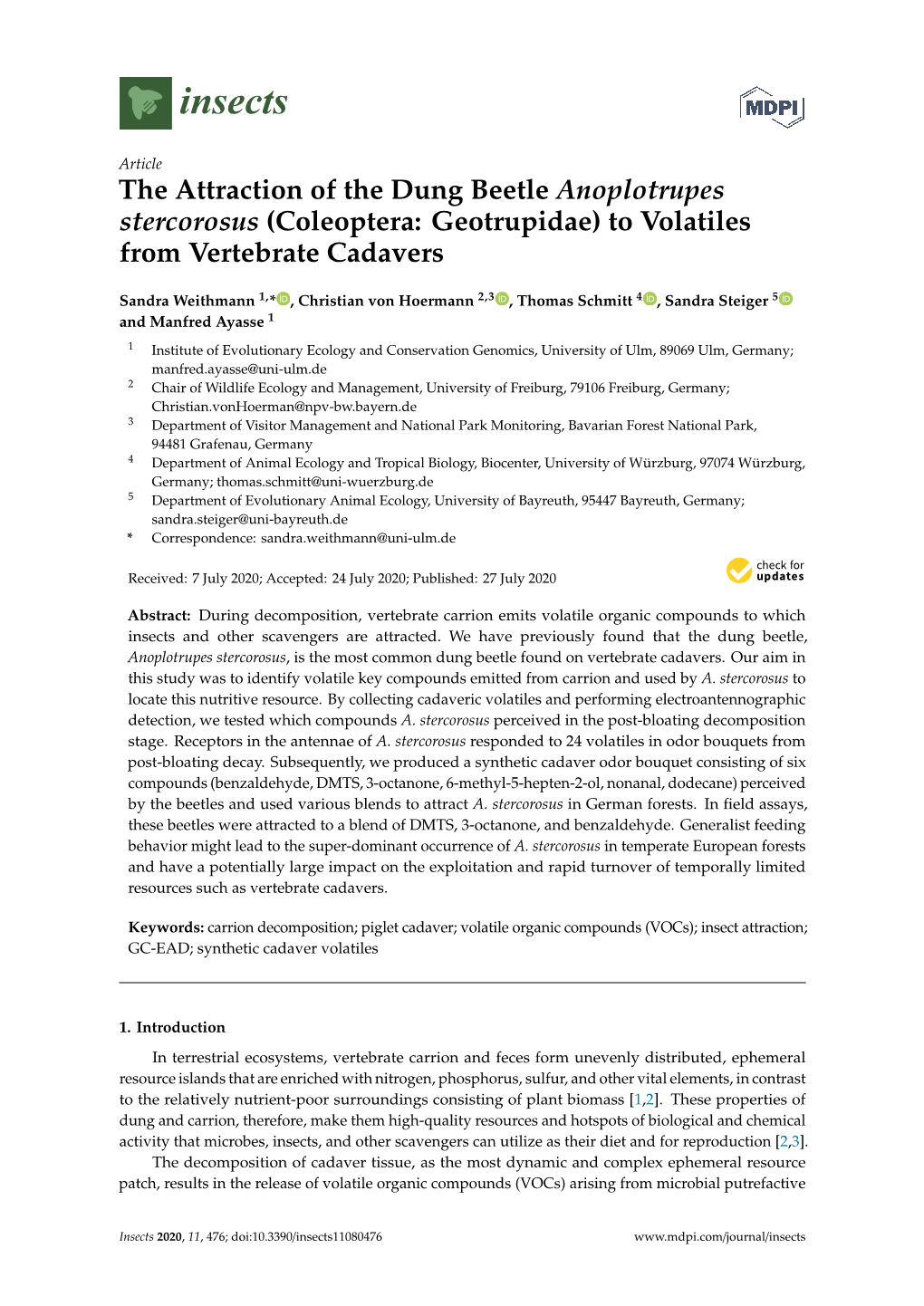 The Attraction of the Dung Beetle Anoplotrupes Stercorosus (Coleoptera: Geotrupidae) to Volatiles from Vertebrate Cadavers