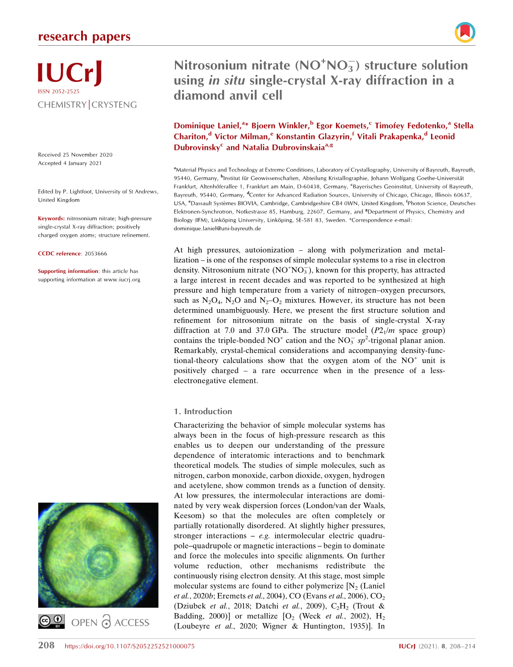 Nitro&#173;Sonium Nitrate (NO+NO3&#8722;) Structure Solution Using in Situ Single-Crystal X-Ray Diffraction in a Diamond