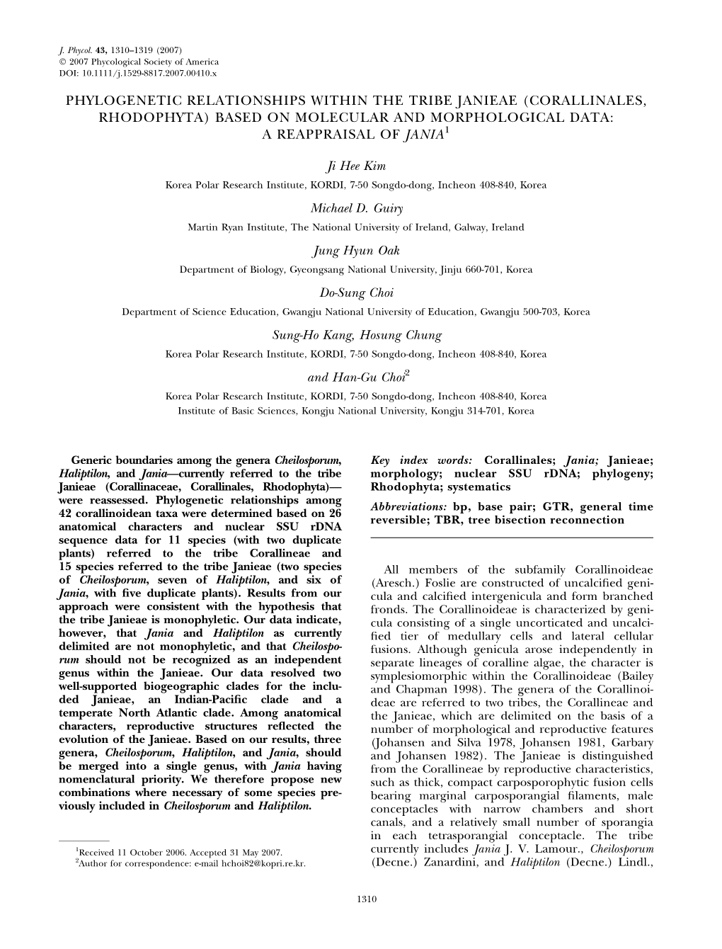 Corallinales, Rhodophyta) Based on Molecular and Morphological Data: a Reappraisal of Jania1