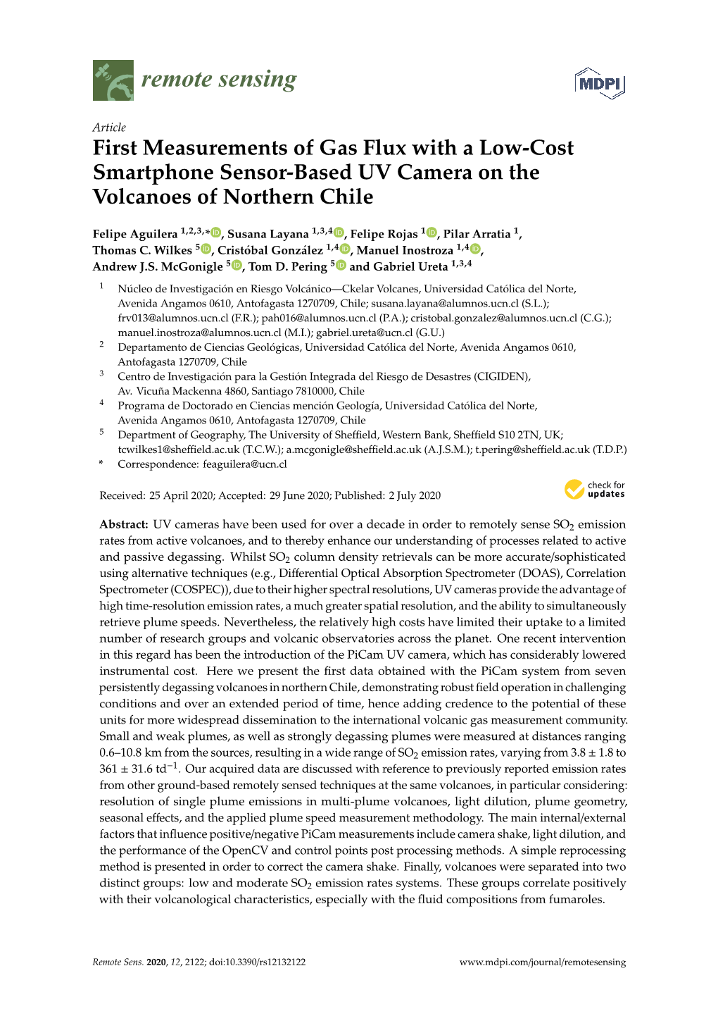 First Measurements of Gas Flux with a Low-Cost Smartphone Sensor-Based UV Camera on the Volcanoes of Northern Chile