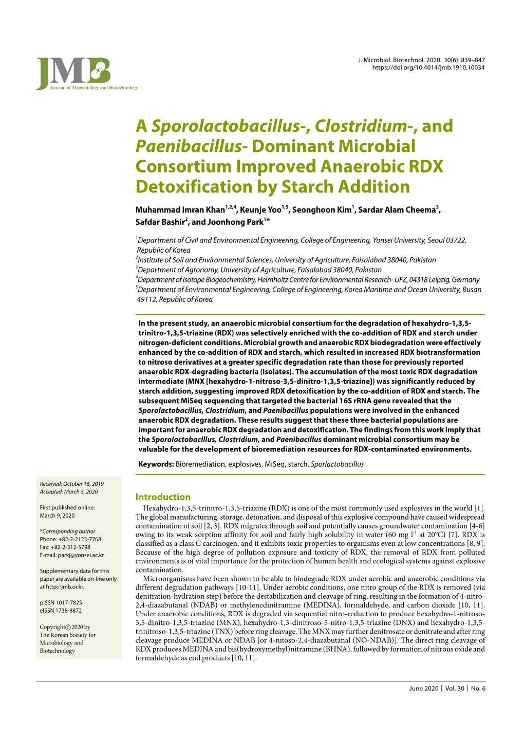 A Sporolactobacillus-, Clostridium-, and Paenibacillus- Dominant Microbial Consortium Improved Anaerobic RDX Detoxification by Starch Addition