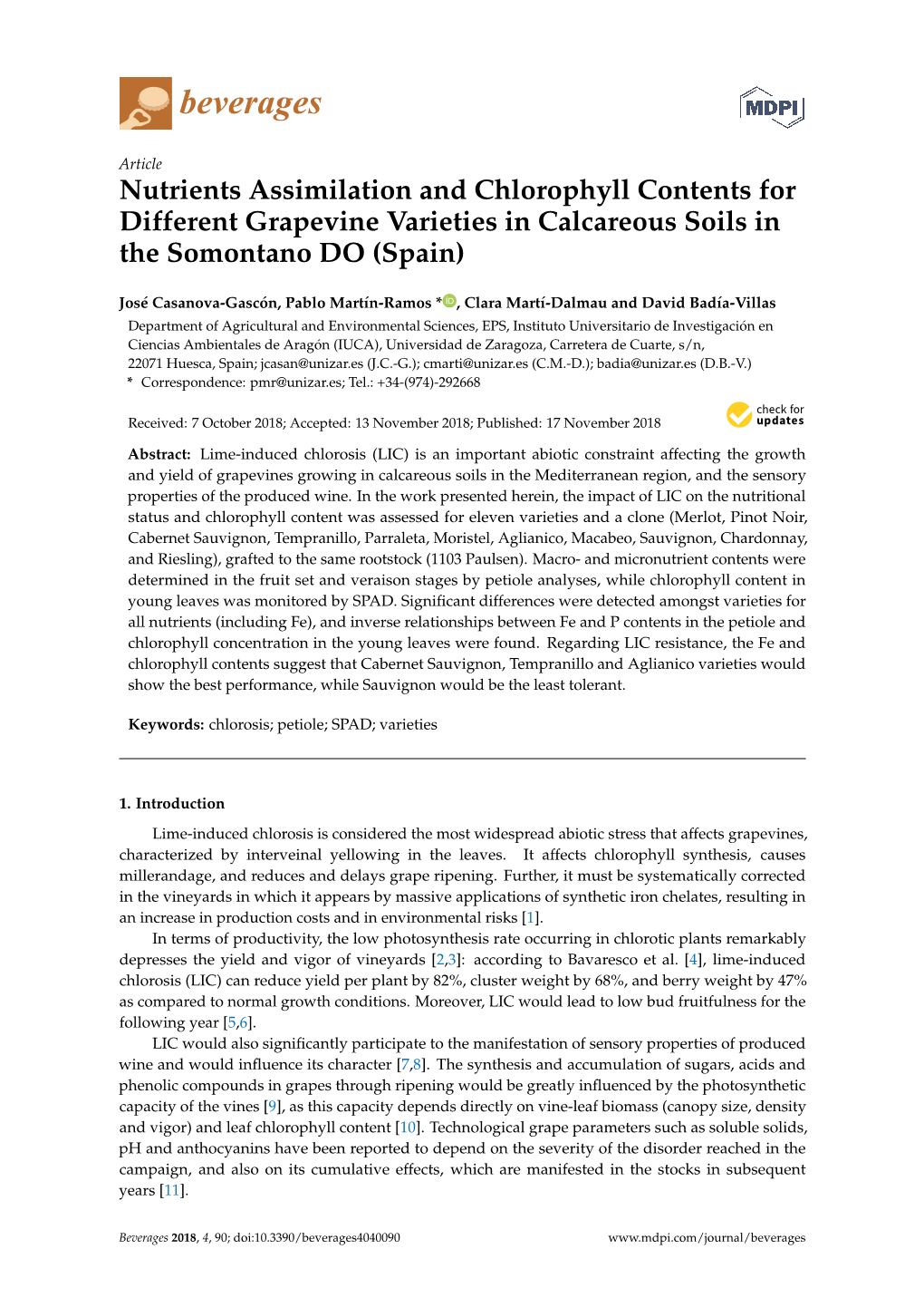 Nutrients Assimilation and Chlorophyll Contents for Different Grapevine Varieties in Calcareous Soils in the Somontano DO (Spain)