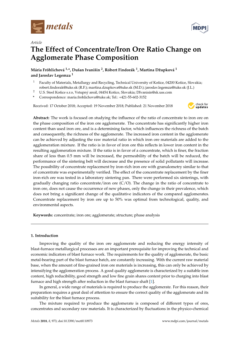 The Effect of Concentrate/Iron Ore Ratio Change on Agglomerate Phase Composition