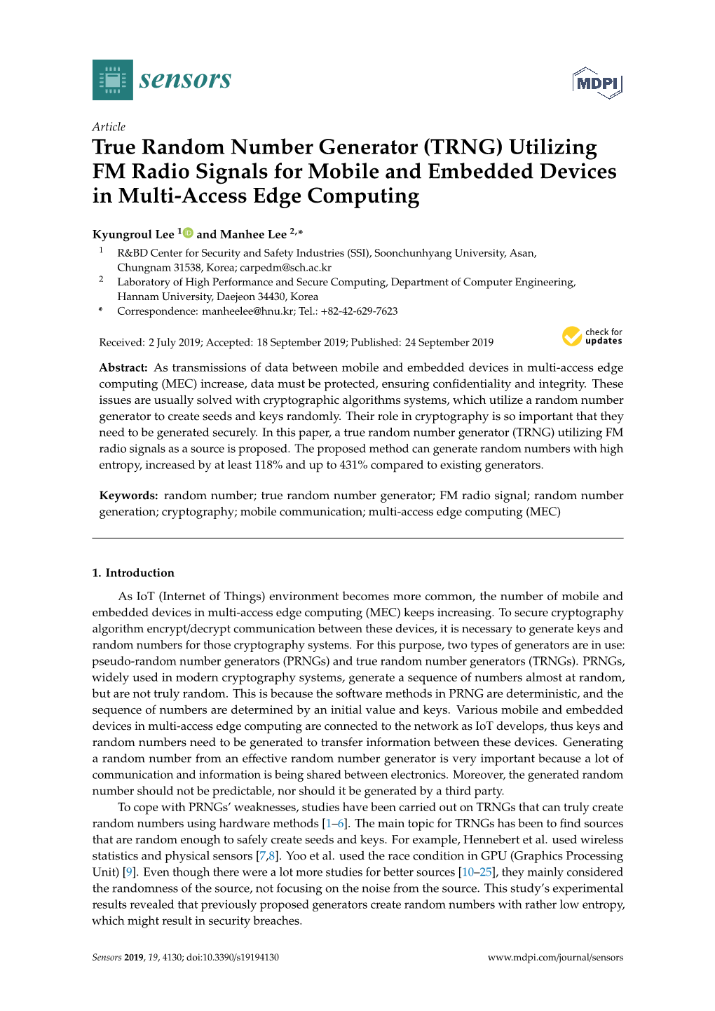 True Random Number Generator (TRNG) Utilizing FM Radio Signals for Mobile and Embedded Devices in Multi-Access Edge Computing