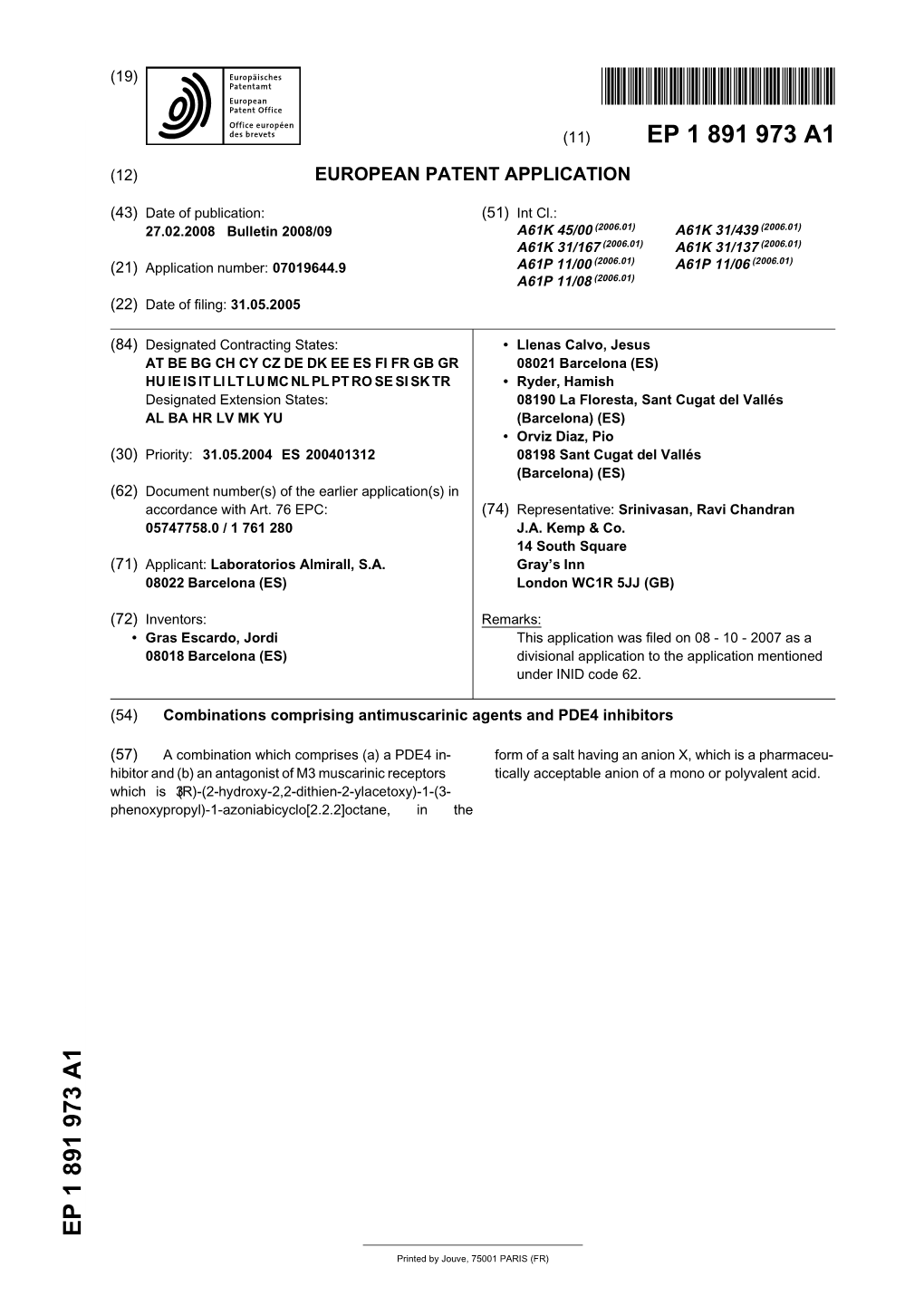 Combinations Comprising Antimuscarinic Agents and PDE4 Inhibitors