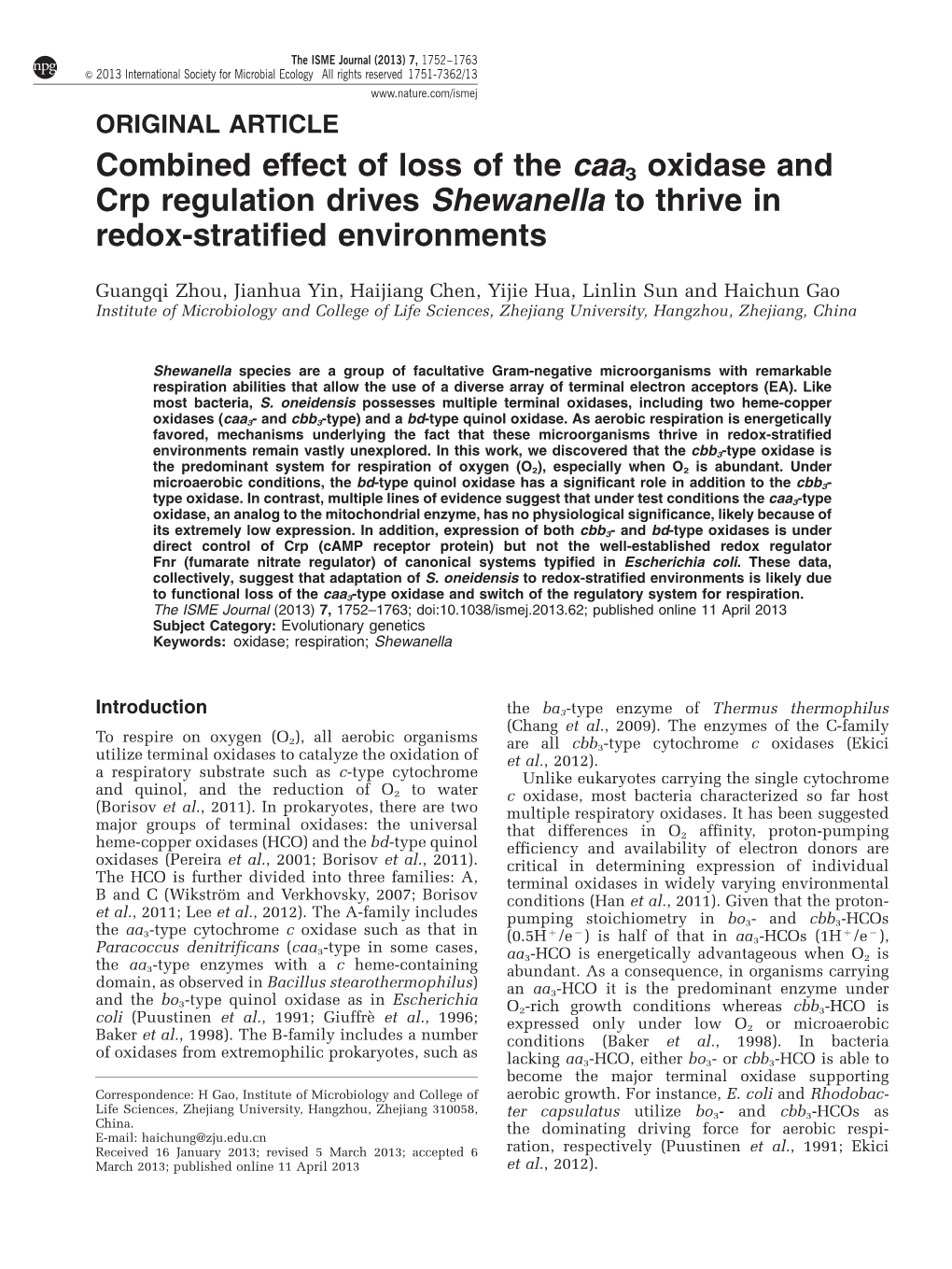 Combined Effect of Loss of the Caa3 Oxidase and Crp Regulation Drives Shewanella to Thrive in Redox-Stratified Environments