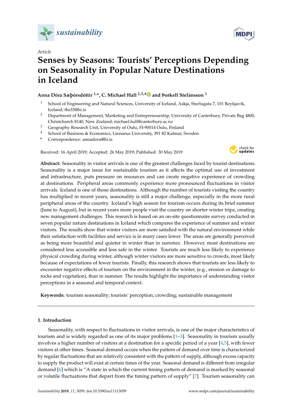 Tourists' Perceptions Depending on Seasonality in Popular Nature Destinations in Iceland