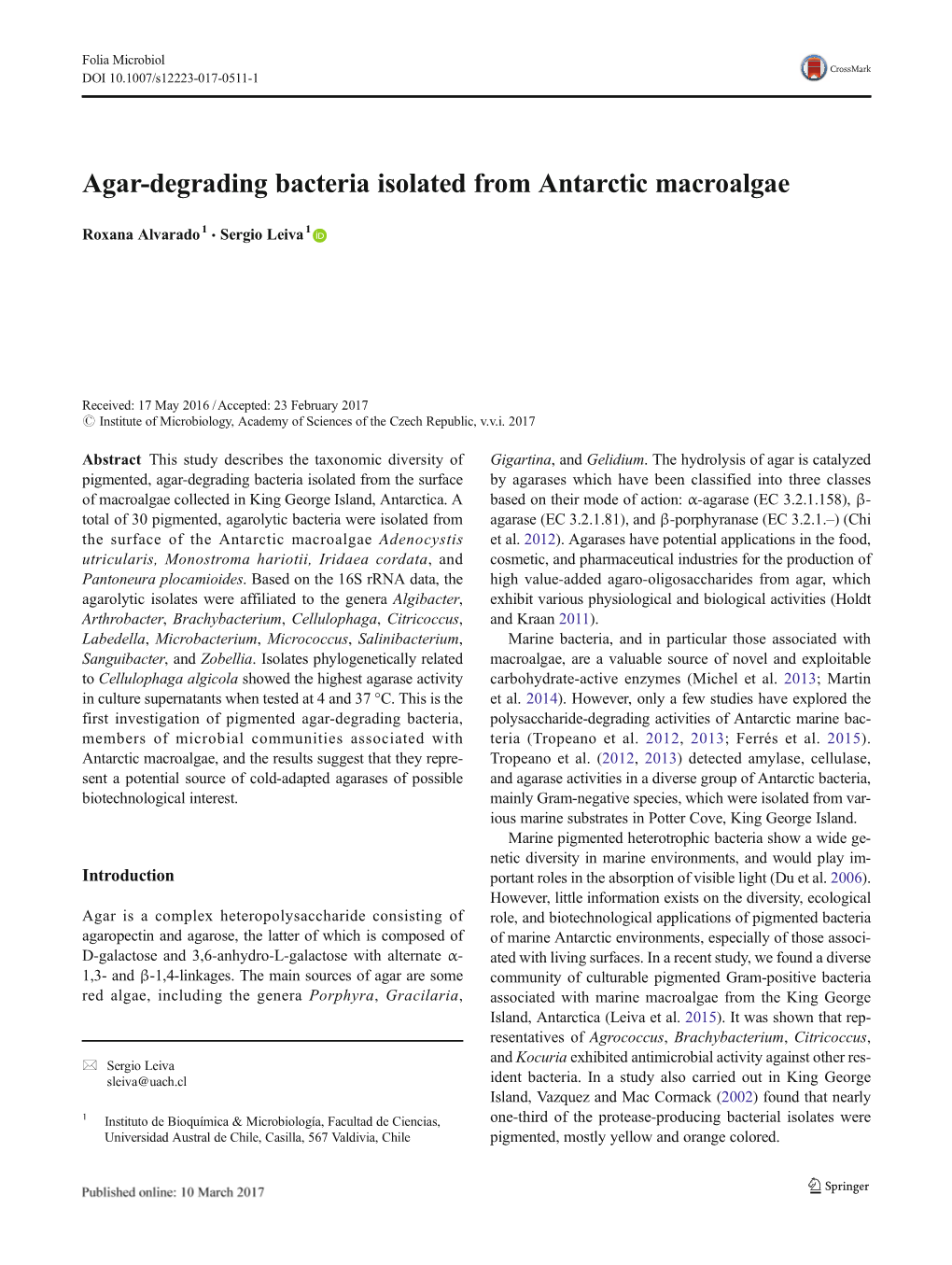 Agar-Degrading Bacteria Isolated from Antarctic Macroalgae