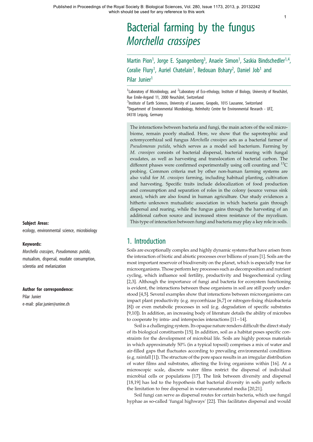 Bacterial Farming by the Fungus Morchella Crassipes