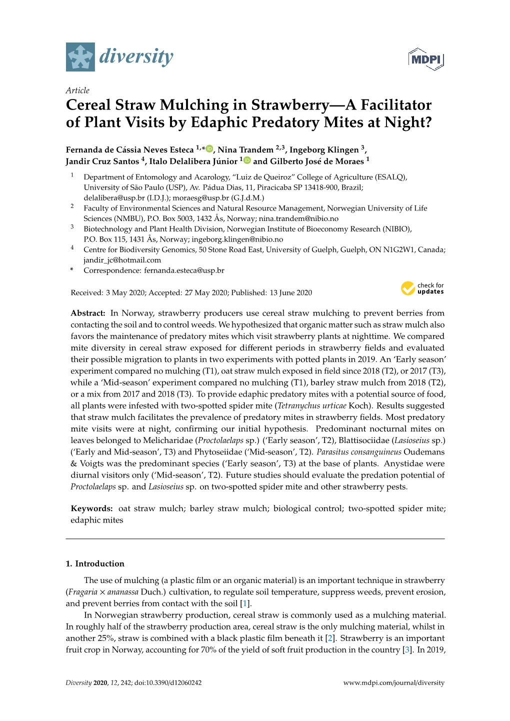 Cereal Straw Mulching in Strawberry—A Facilitator of Plant Visits by Edaphic Predatory Mites at Night?