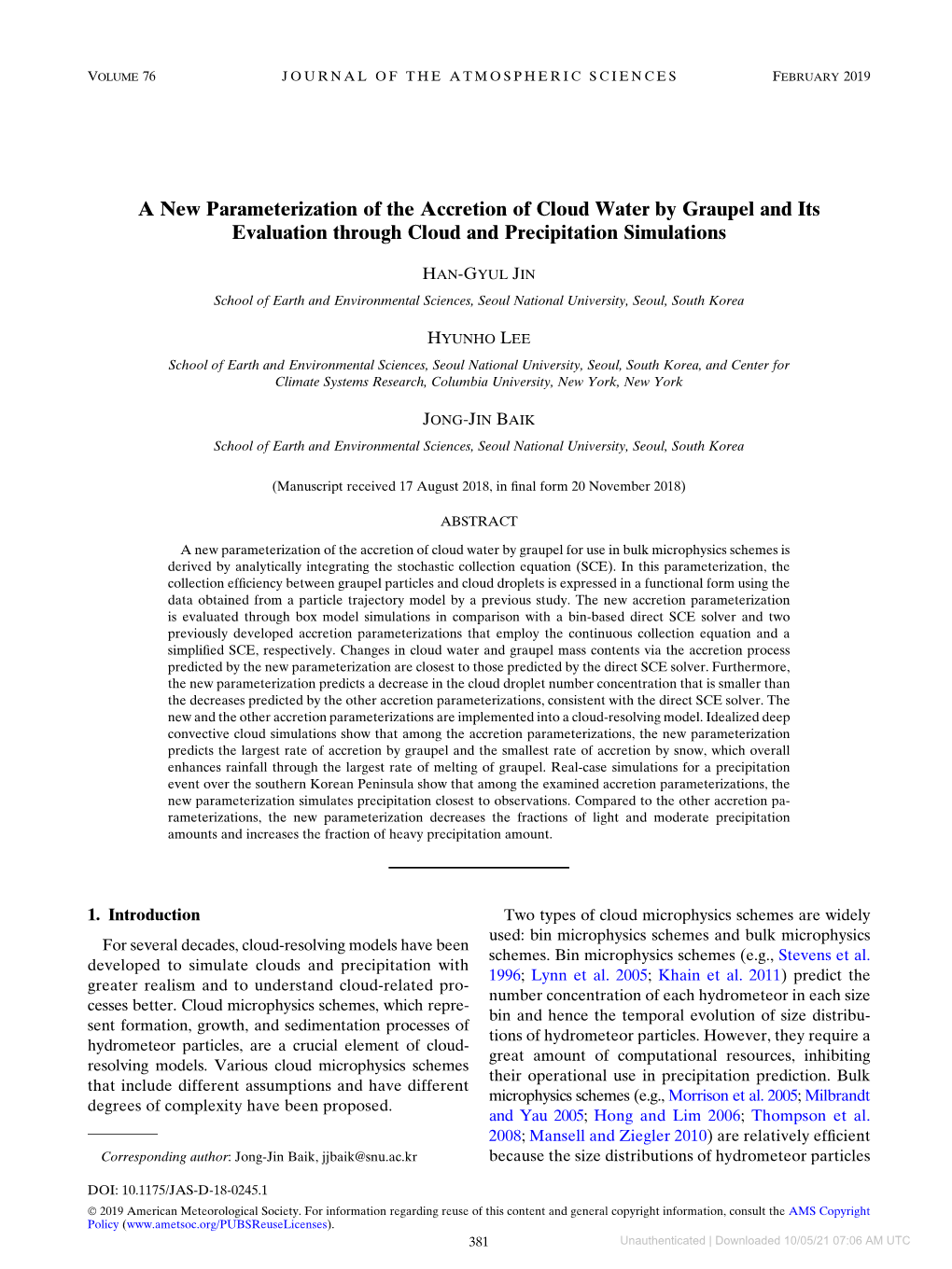 A New Parameterization of the Accretion of Cloud Water by Graupel and Its Evaluation Through Cloud and Precipitation Simulations