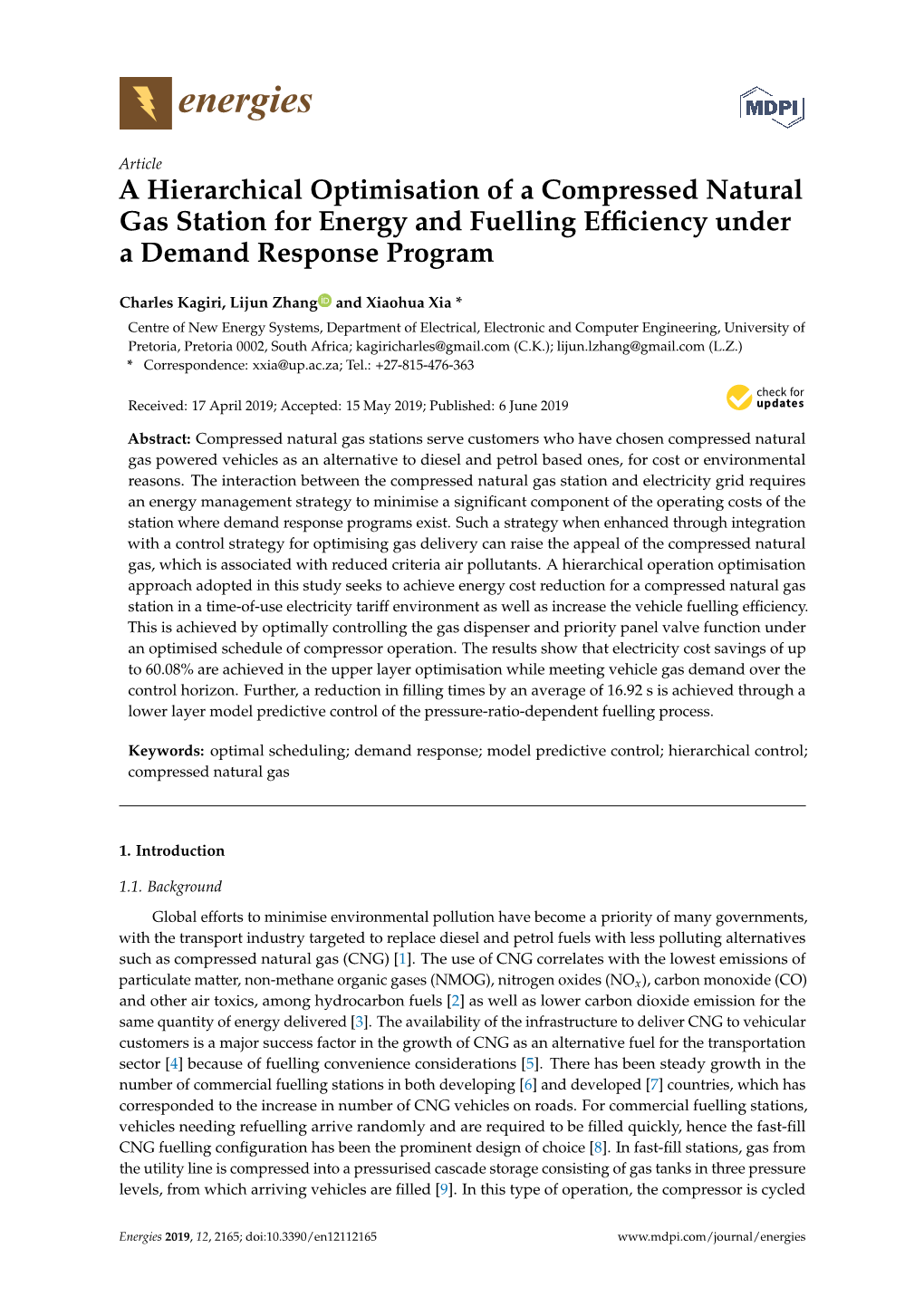 A Hierarchical Optimisation of a Compressed Natural Gas Station for Energy and Fuelling Efﬁciency Under a Demand Response Program