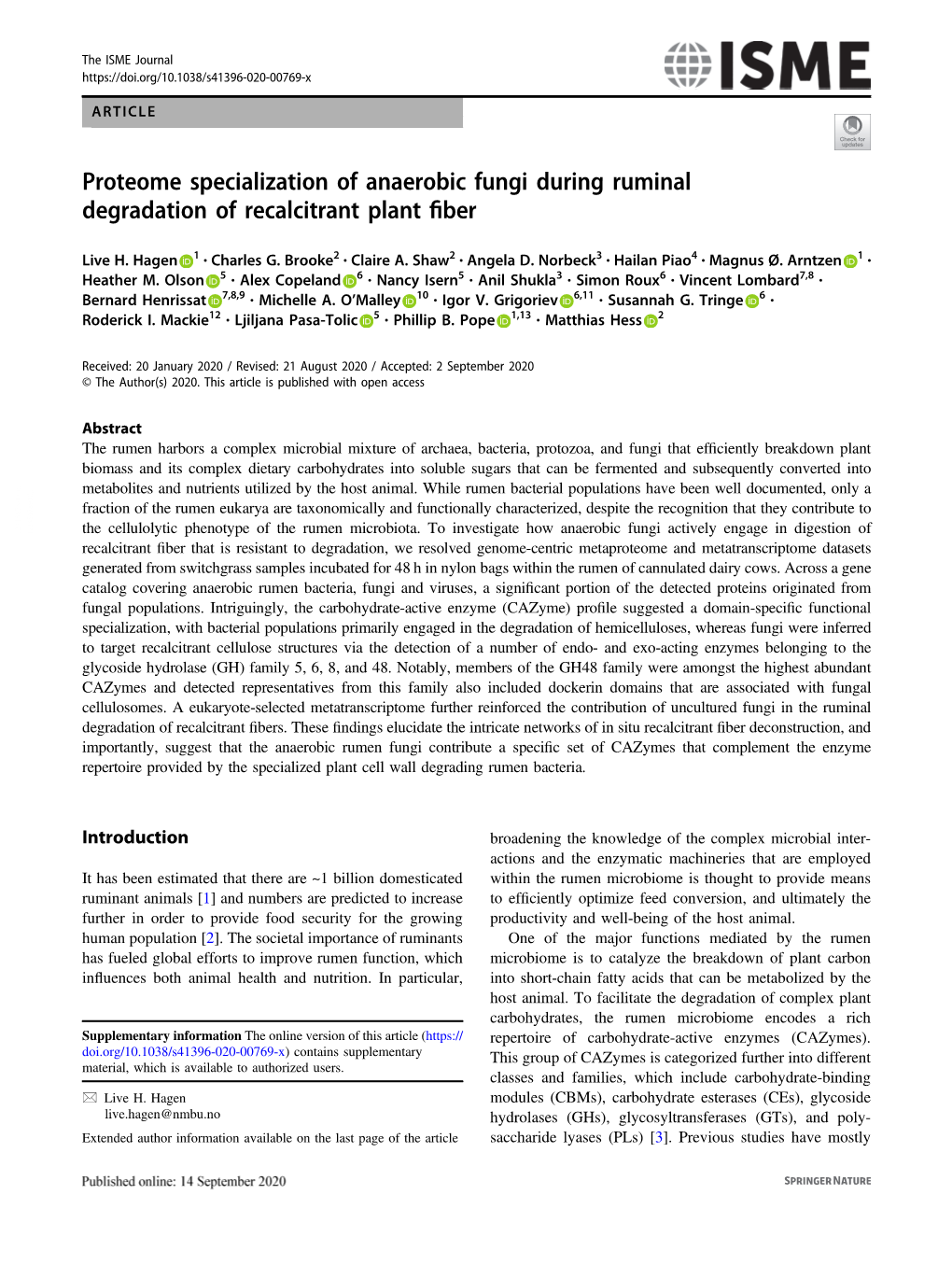 Proteome Specialization of Anaerobic Fungi During Ruminal Degradation of Recalcitrant Plant ﬁber