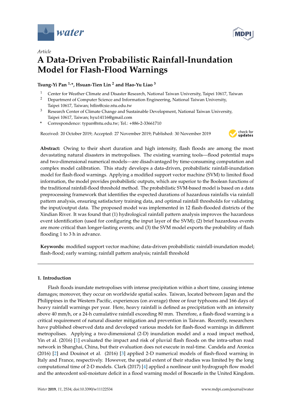 A Data-Driven Probabilistic Rainfall-Inundation Model for Flash-Flood Warnings