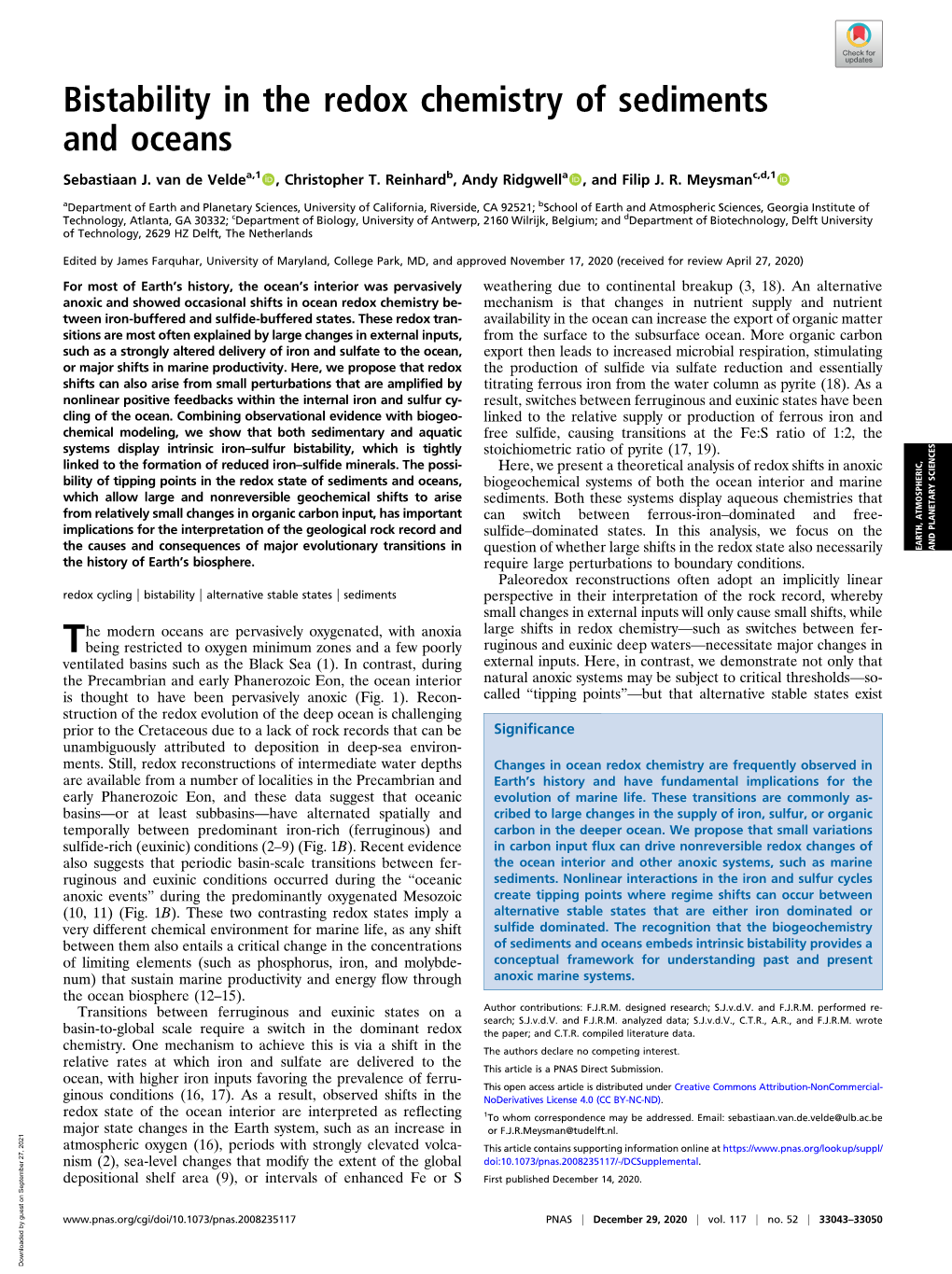 Bistability in the Redox Chemistry of Sediments and Oceans