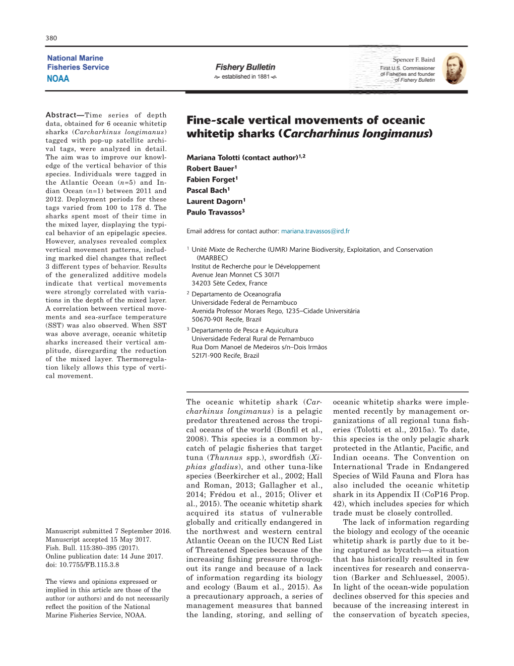 Fine-Scale Vertical Movements of Oceanic Whitetip Sharks