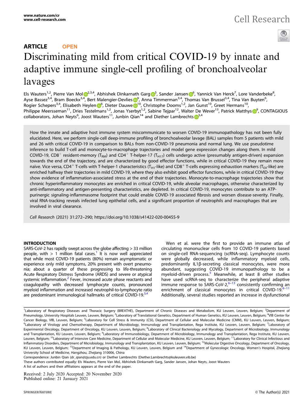 Discriminating Mild from Critical COVID-19 by Innate and Adaptive Immune Single-Cell Proﬁling of Bronchoalveolar Lavages