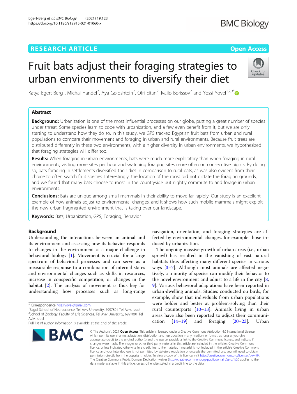 Fruit Bats Adjust Their Foraging Strategies to Urban Environments To
