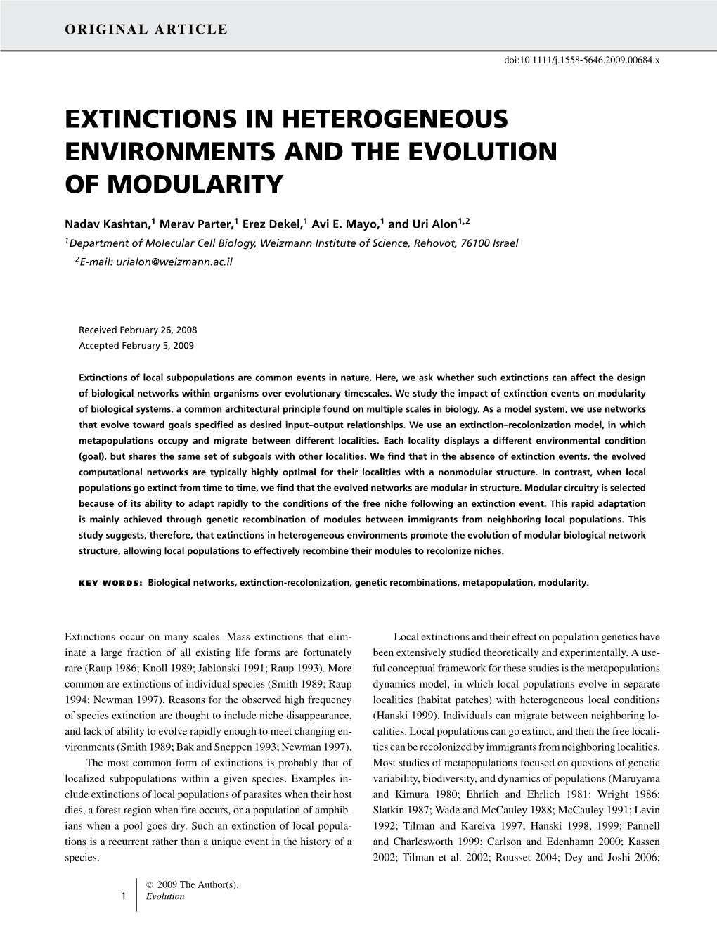 Extinctions in Heterogeneous Environments and the Evolution of Modularity