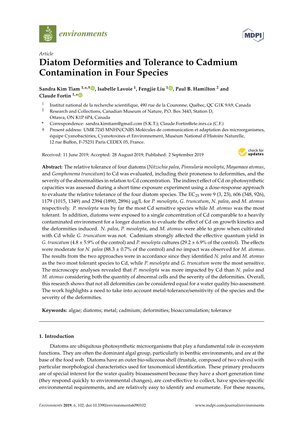 Diatom Deformities and Tolerance to Cadmium Contamination in Four Species