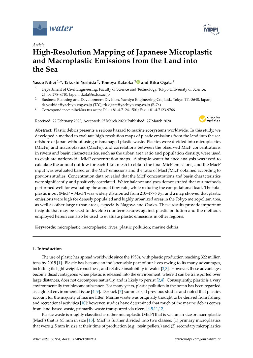 High-Resolution Mapping of Japanese Microplastic and Macroplastic Emissions from the Land Into the Sea