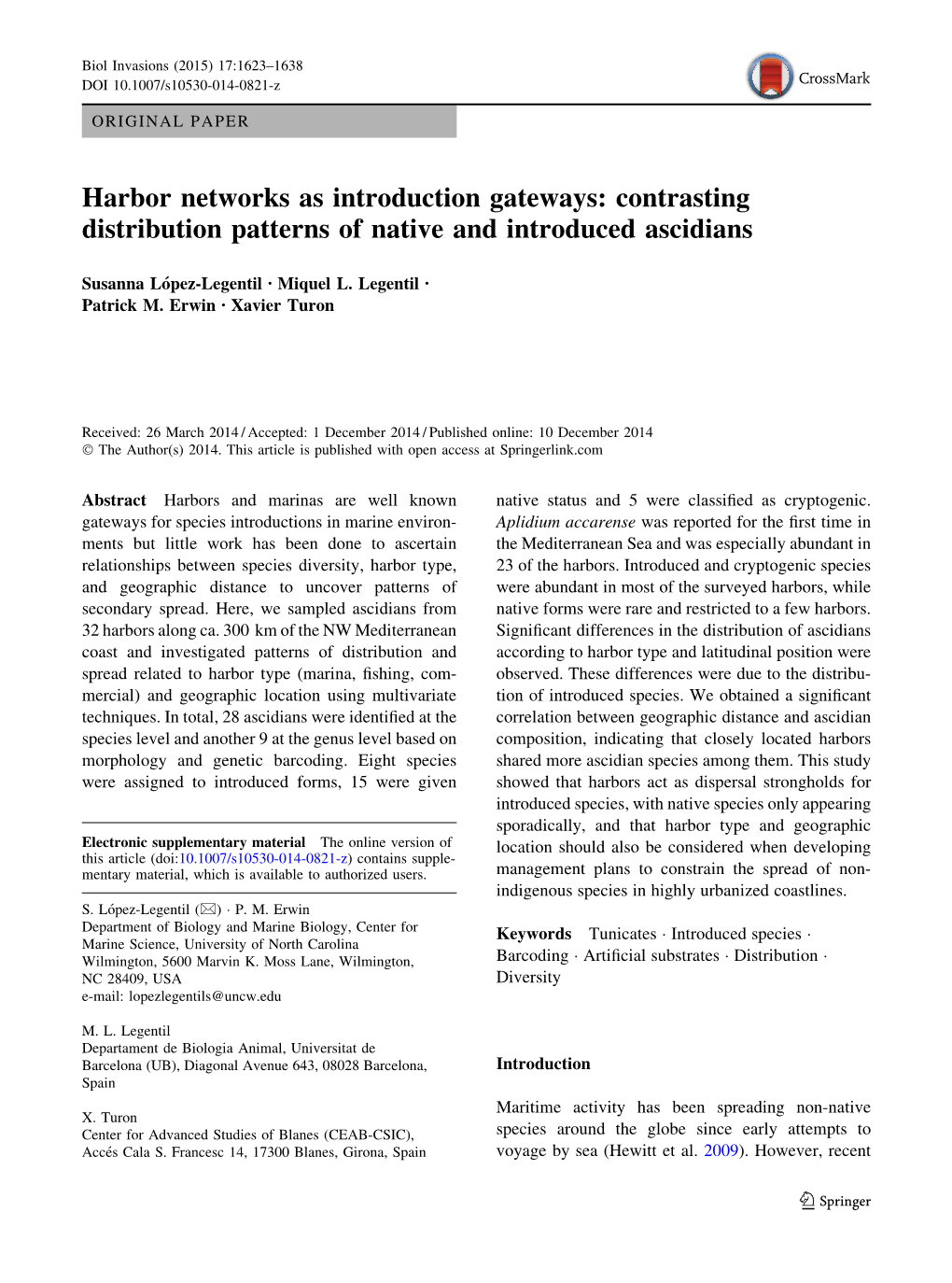 Contrasting Distribution Patterns of Native and Introduced Ascidians