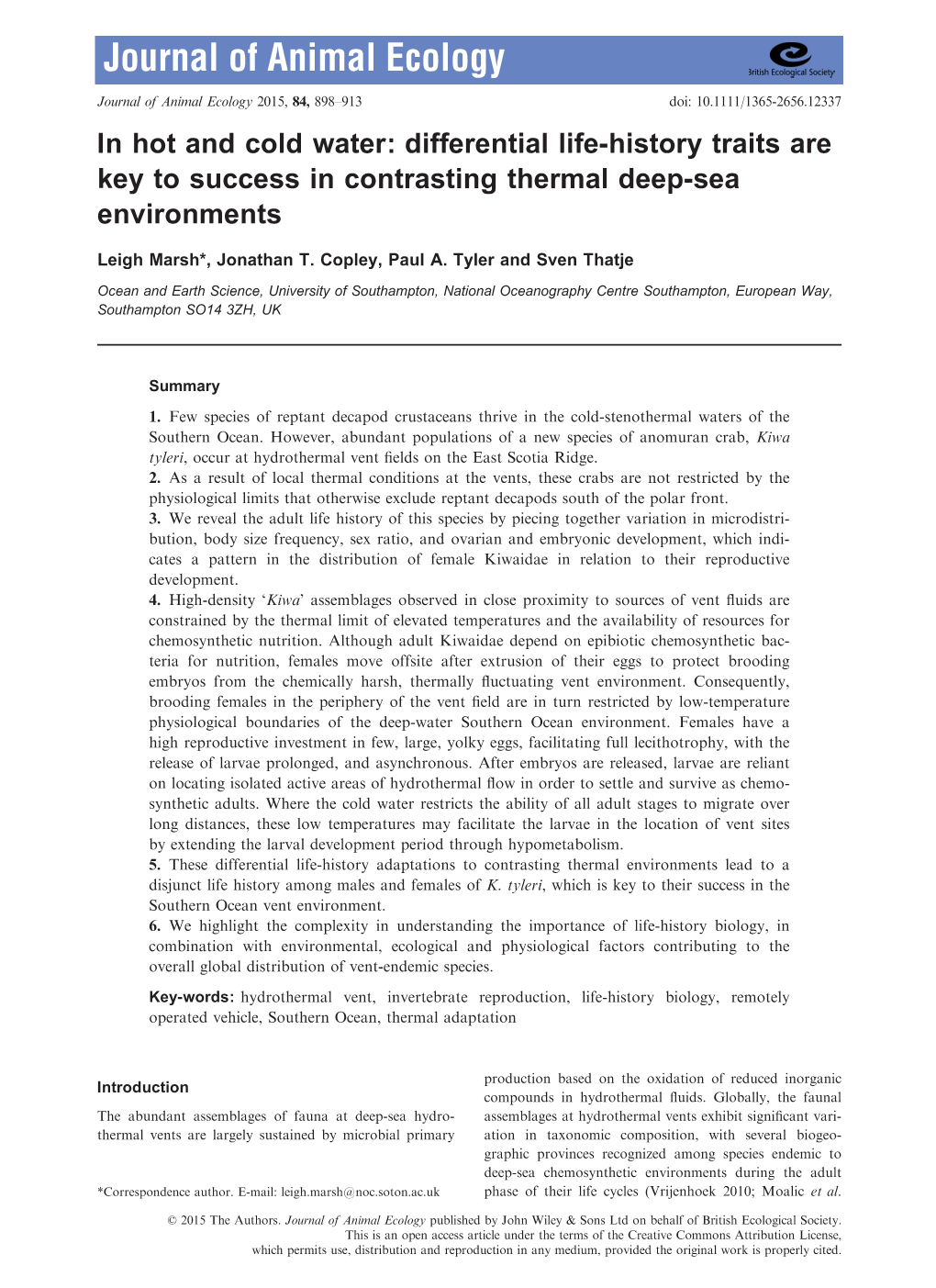 Differential Life-History Traits Are Key to Success in Contrasting Thermal Deep-Sea Environments