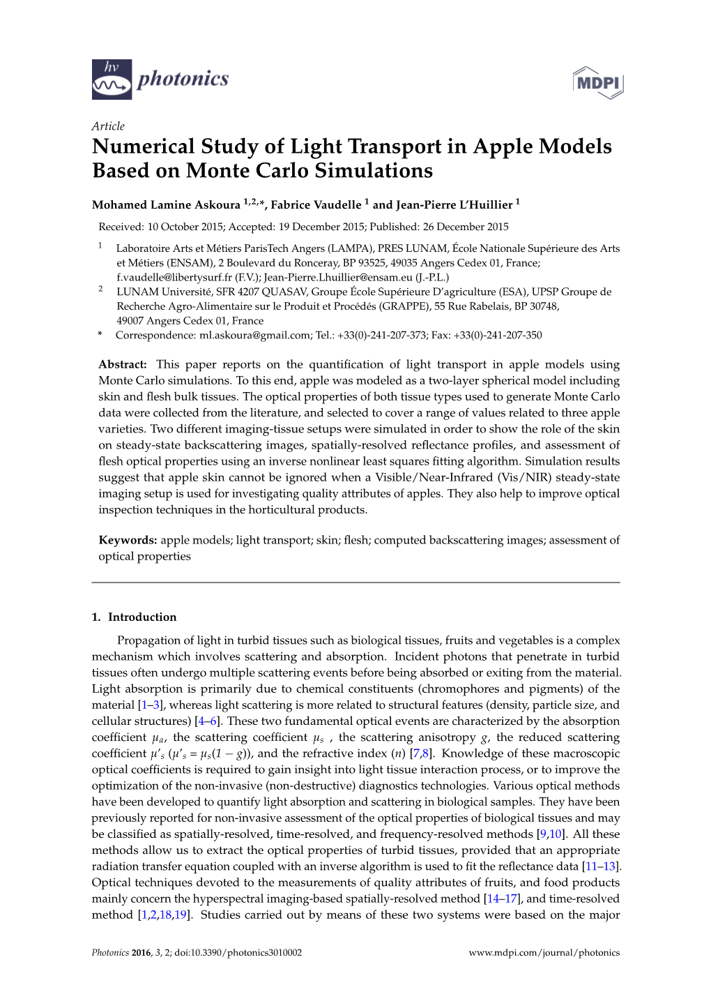 Numerical Study of Light Transport in Apple Models Based on Monte Carlo Simulations