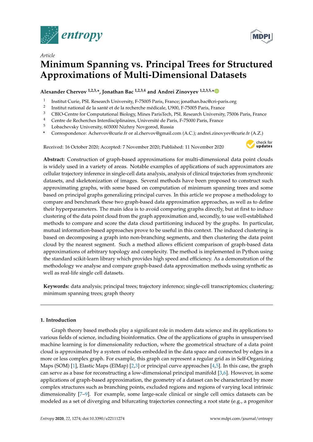 Minimum Spanning Vs. Principal Trees for Structured Approximations of Multi-Dimensional Datasets