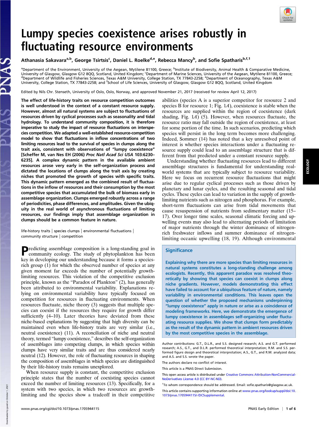 Lumpy Species Coexistence Arises Robustly in Fluctuating Resource Environments