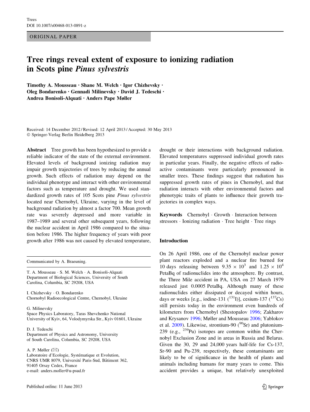 Tree Rings Reveal Extent of Exposure to Ionizing Radiation in Scots Pine Pinus Sylvestris