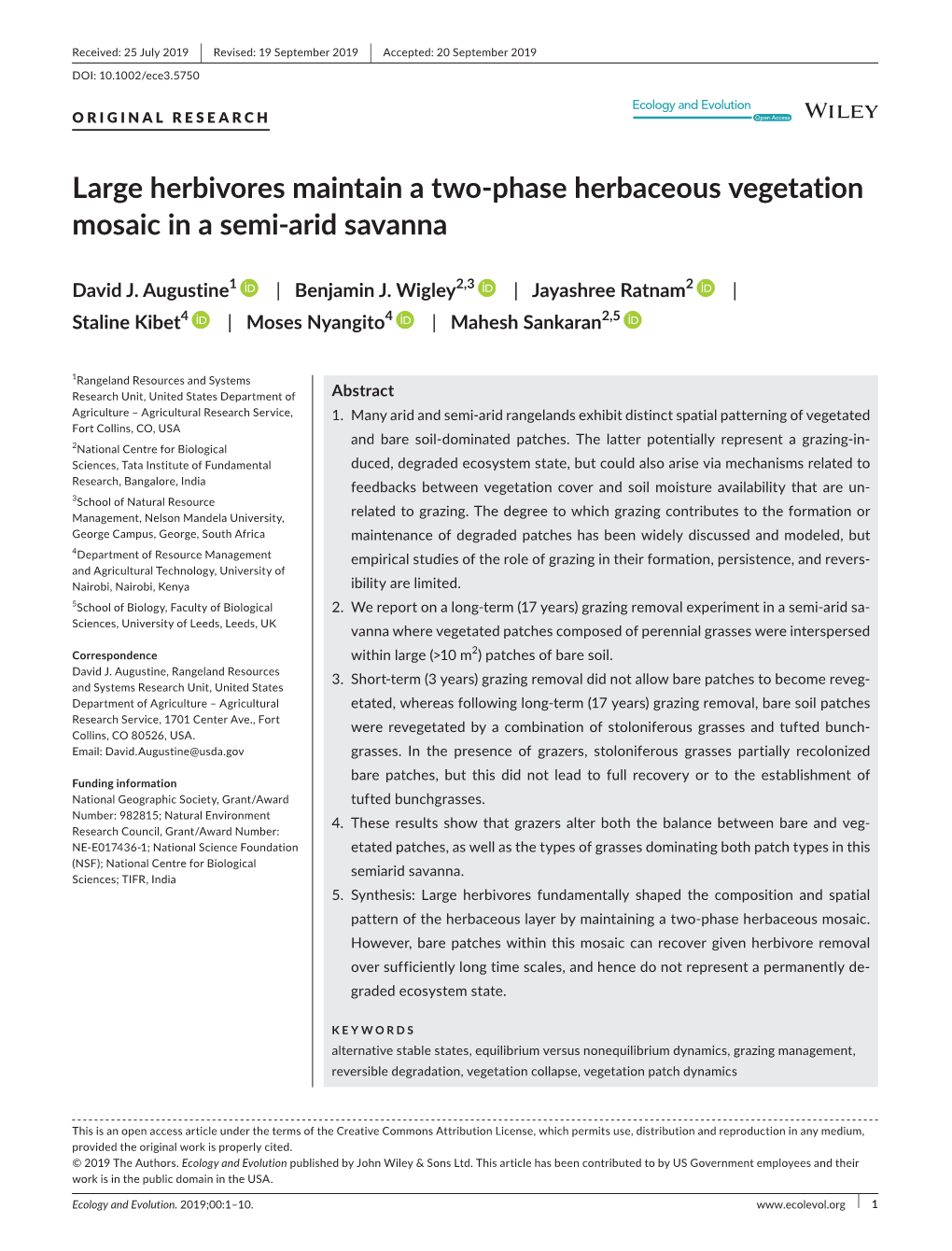 Large Herbivores Maintain a Two‐Phase Herbaceous Vegetation Mosaic in a Semi‐Arid Savanna