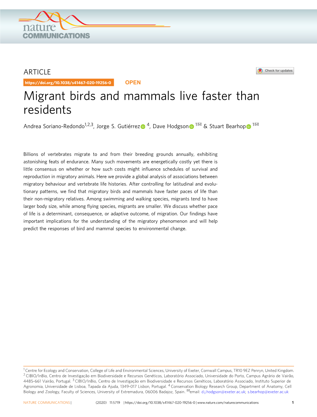 Migrant Birds and Mammals Live Faster Than Residents ✉ ✉ Andrea Soriano-Redondo1,2,3, Jorge S