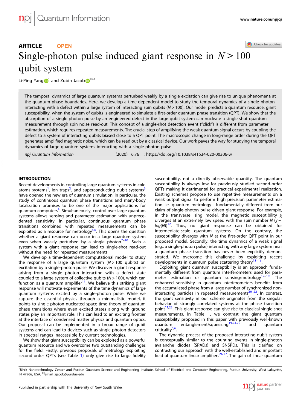 Single-Photon Pulse Induced Giant Response in N > 100 Qubit System