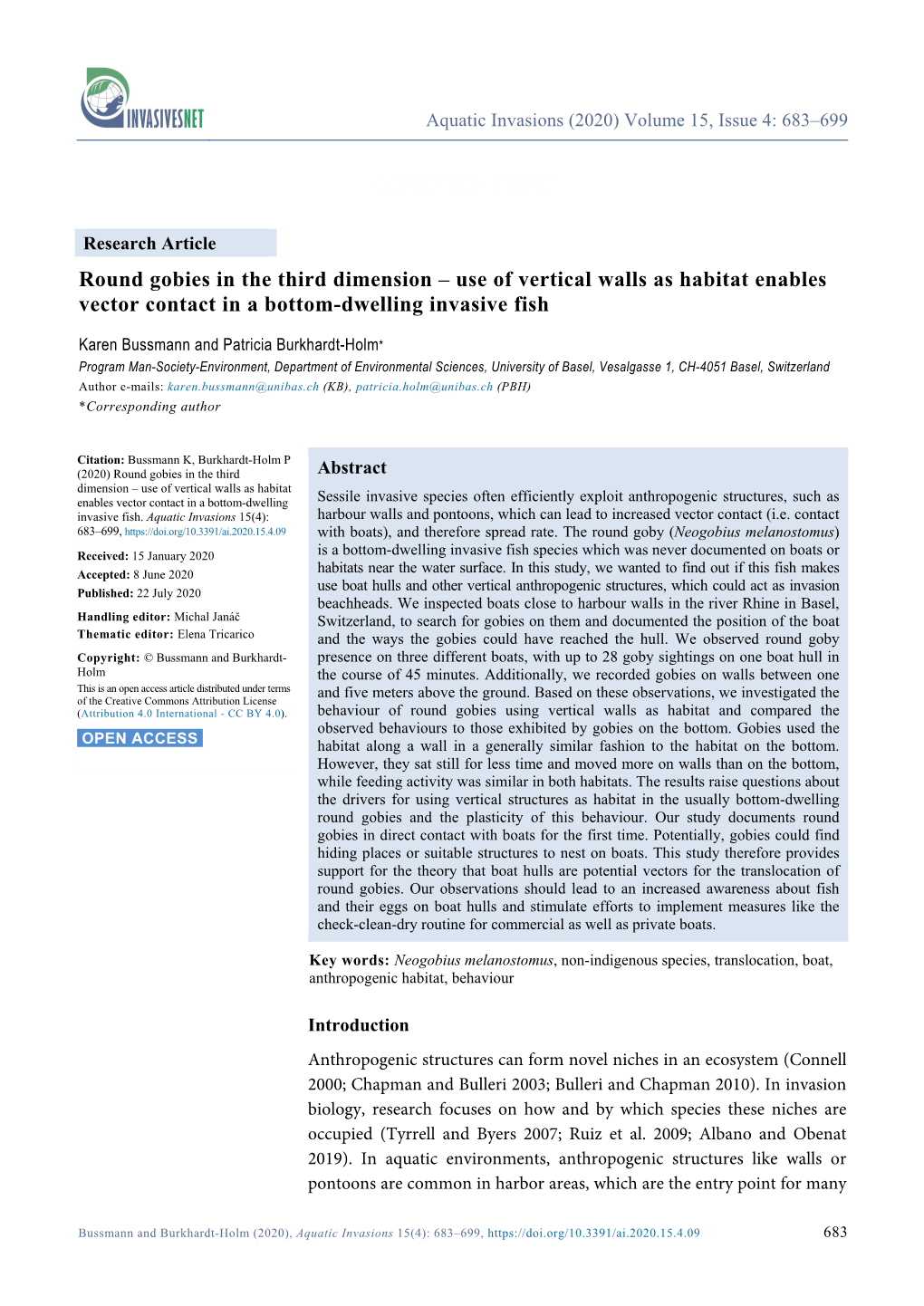 Round Gobies in the Third Dimension – Use of Vertical Walls As Habitat Enables Vector Contact in a Bottom-Dwelling Invasive Fish