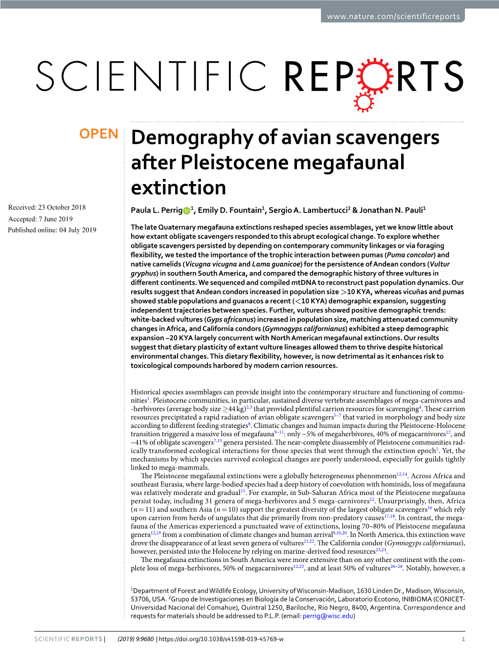 Demography of Avian Scavengers After Pleistocene Megafaunal Extinction Received: 23 October 2018 Paula L